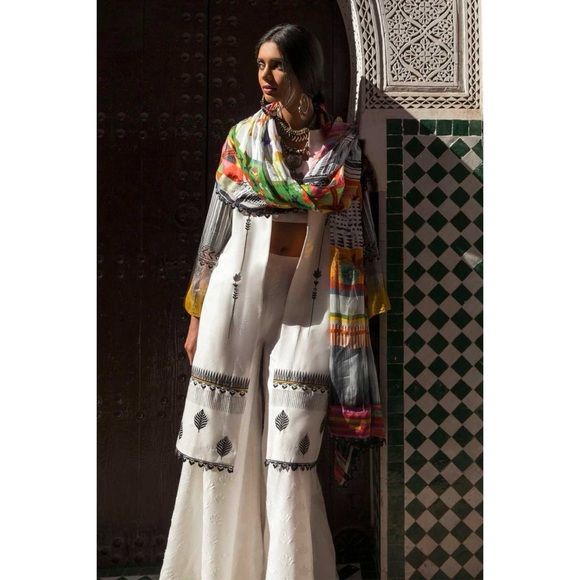 Zara Shahjahan Embroidered Lawn - Picture 2 of 6